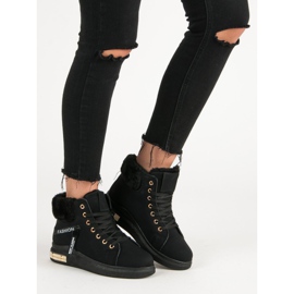 Zapatillas altas con aislamiento negro 2