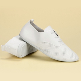 Zapatillas blancas atadas blanco 6