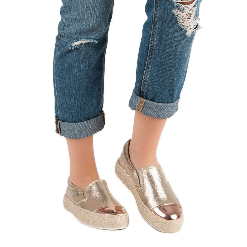 Zapatillas doradas de moda dorado 1