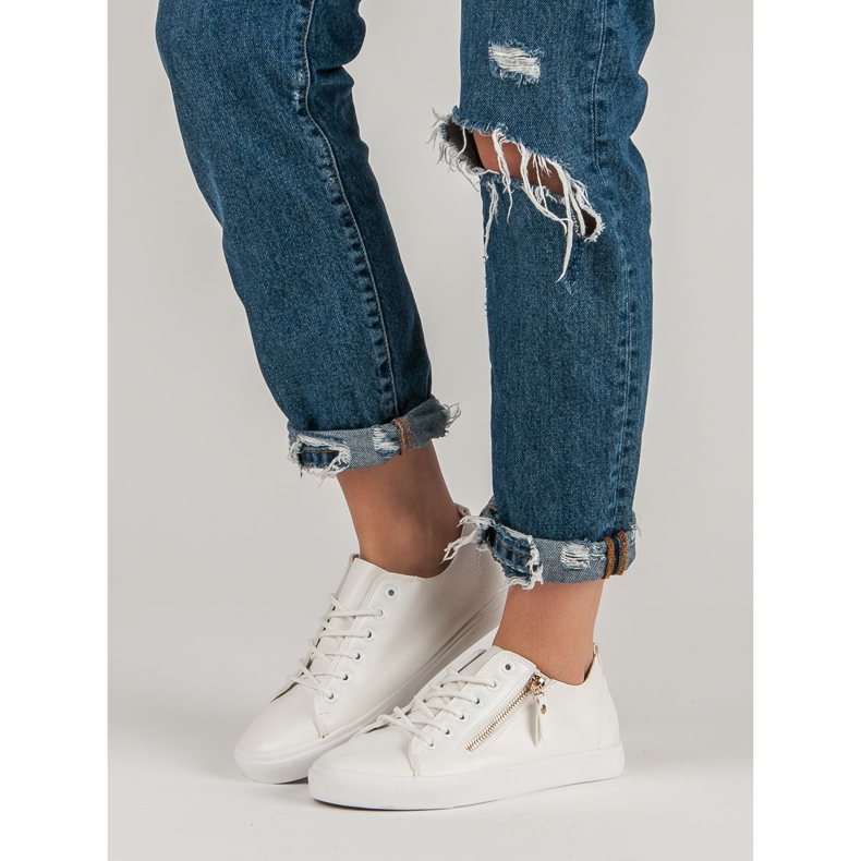 Zapatillas atadas blanco 1 Zapatillas atadas blanco 1