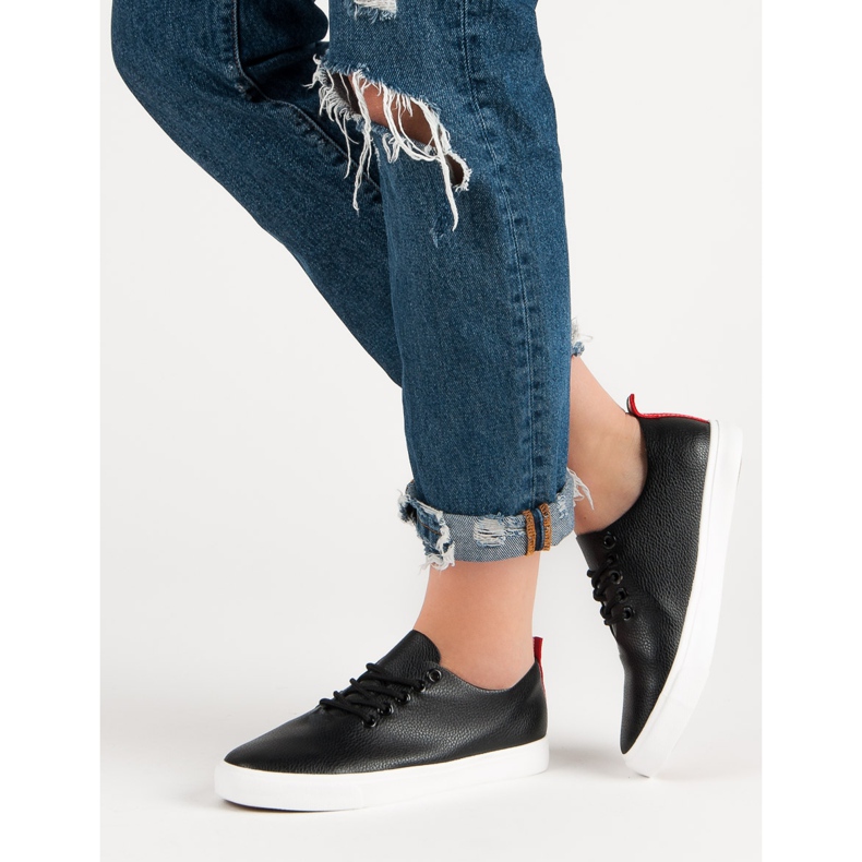 Zapatillas atadas negro 1