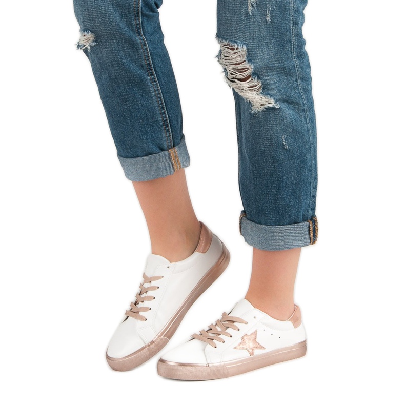 Zapatillas bajas con estilo blanco amarillo 1 Zapatillas bajas con estilo blanco amarillo 1