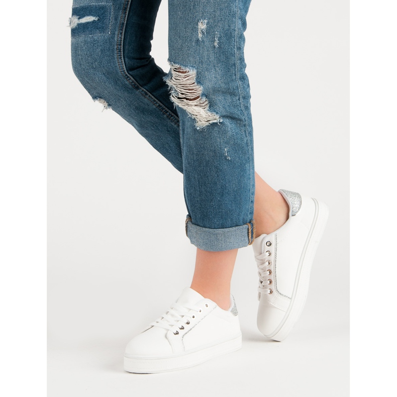 Calzado deportivo cómodo blanco gris 1 Calzado deportivo cómodo blanco gris 1