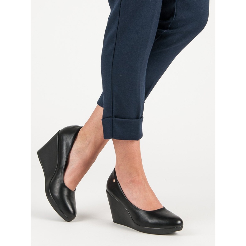 J. Star Bombas de cuña negras negro 2