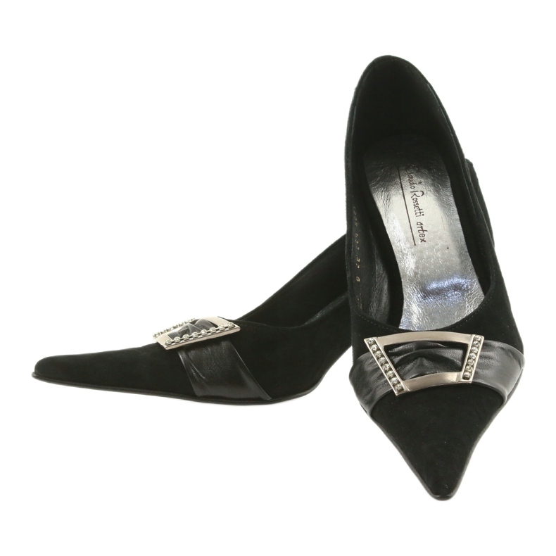 BM Bombas de piel negro 4