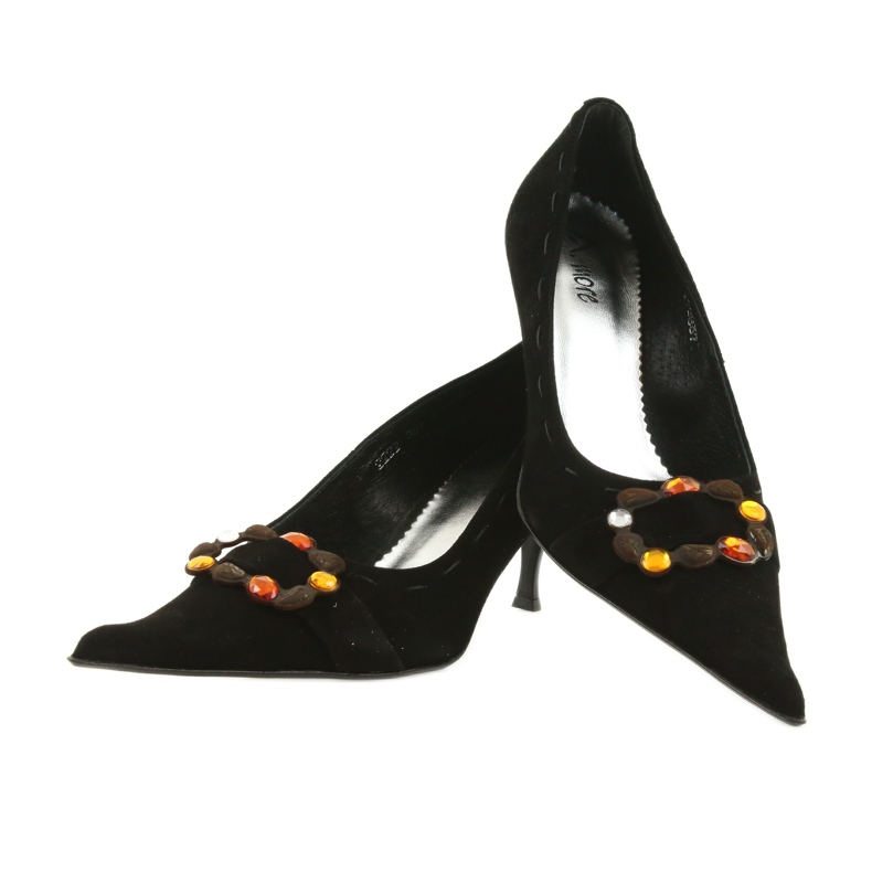 Bombas de piel negro 2 Bombas de piel negro 2