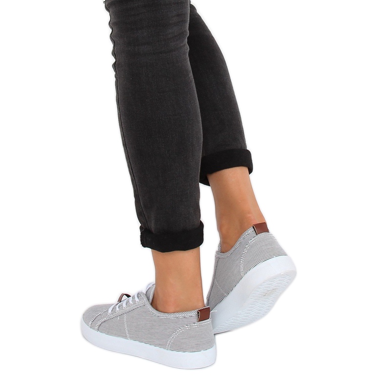 Zapatillas de rayas negras JX70P Black negro 2