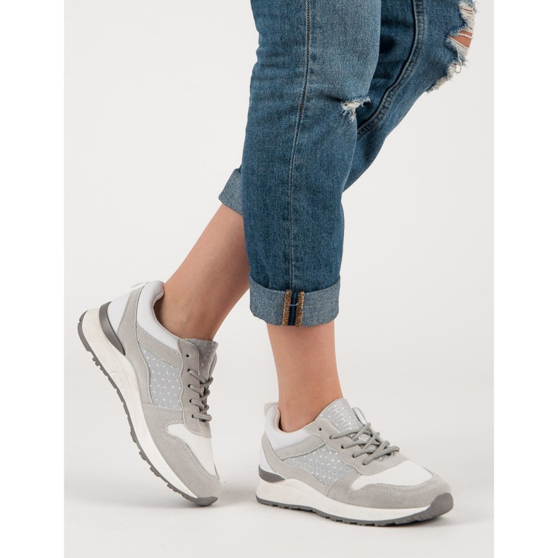 Calzado deportivo cómodo blanco gris 2 Calzado deportivo cómodo blanco gris 2