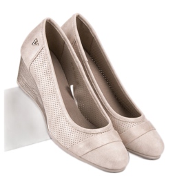 Zapatos de salón con purpurina en la cuña VINCEZA marrón 3