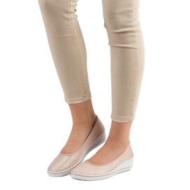 Comer Bailarinas beige en cuña 1