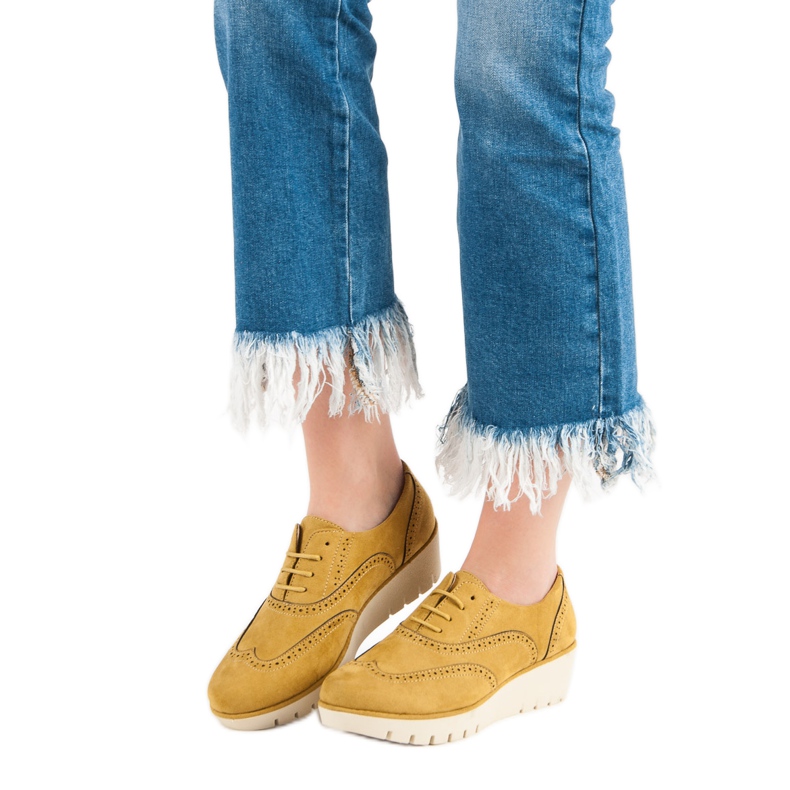 Corina Zapatos de cuña mostaza amarillo 2