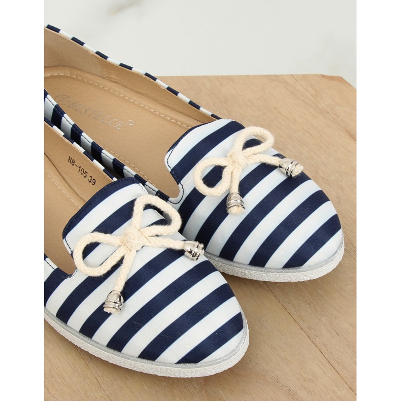 Zapatos sin cordones con rayas blancas y azul marino H8-105 DK.BLUE blanco 1