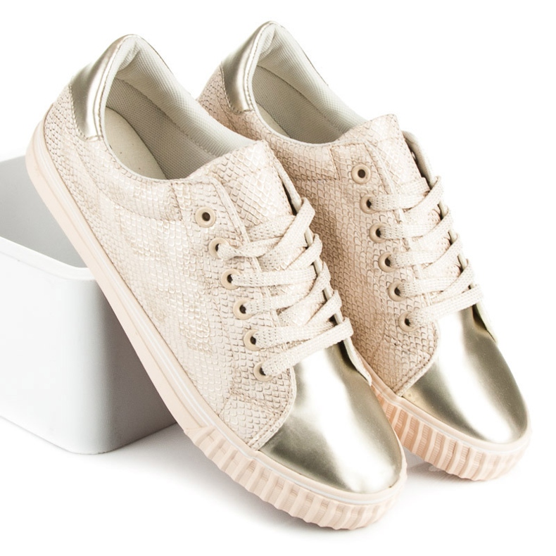 Zapatillas con puntera brillante marrón 2