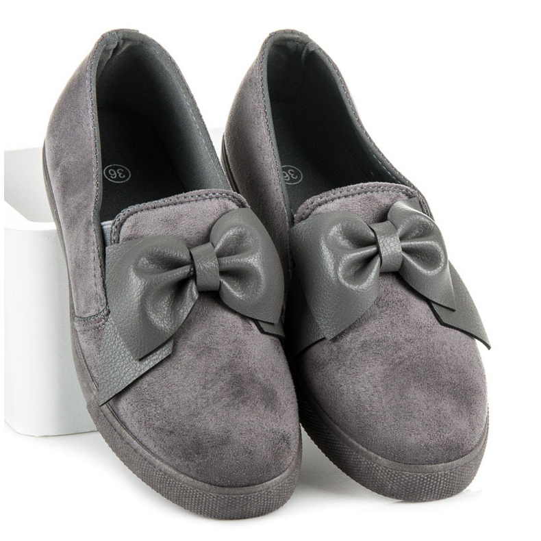 Slipons de ante con lazo gris 2
