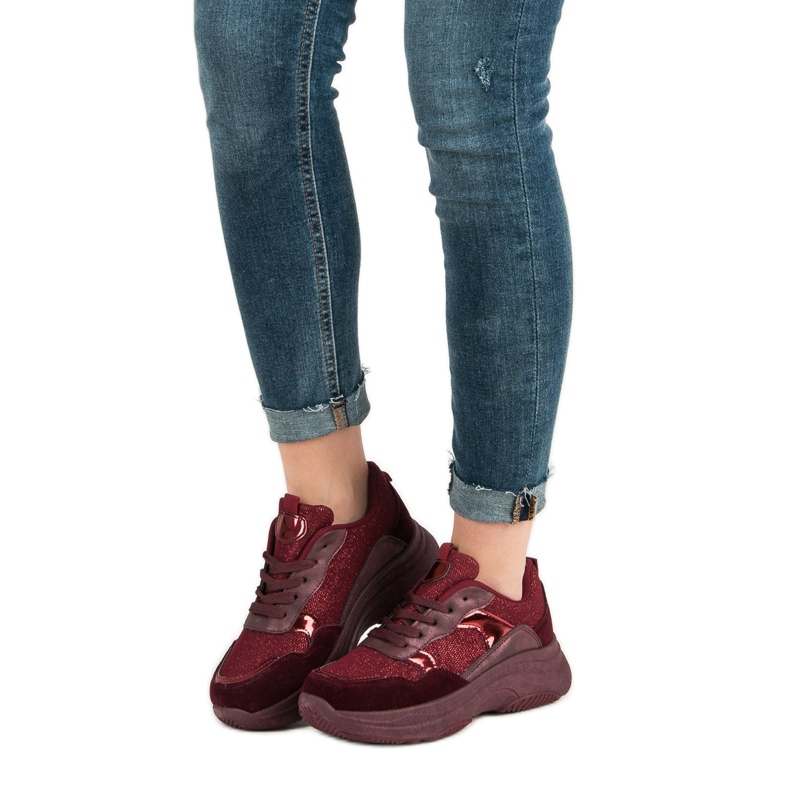 Zapatillas burdeos en la plataforma rojo 1