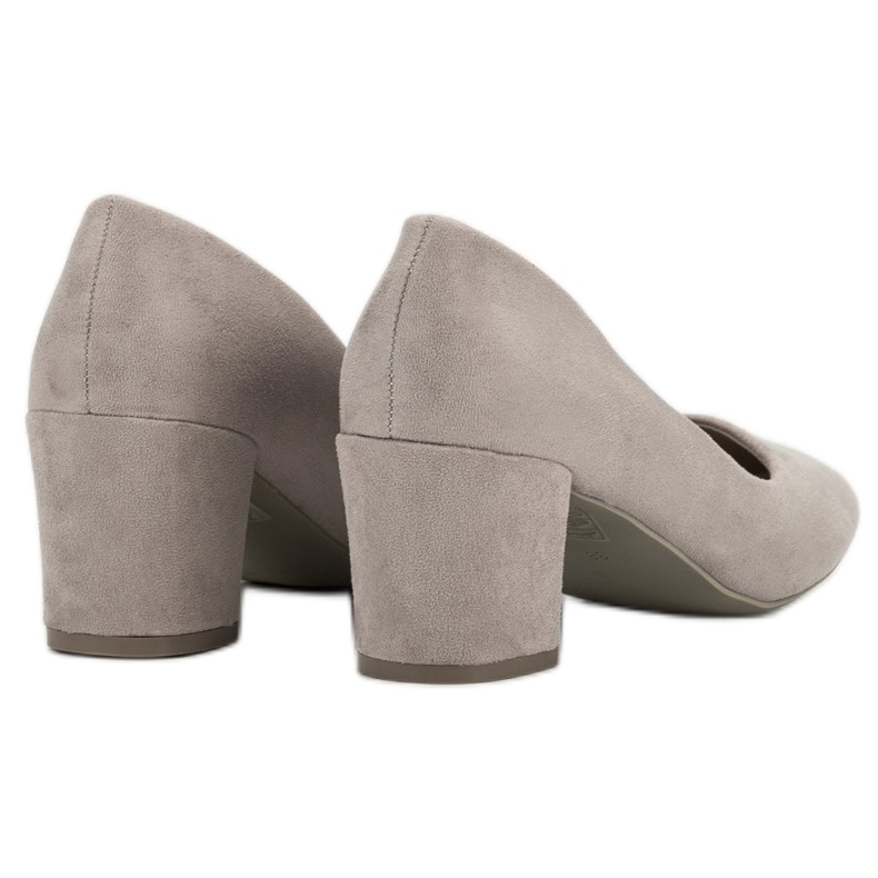 Ideal Shoes Bombas grises en un pilar 1 Ideal Shoes Bombas grises en un pilar 1
