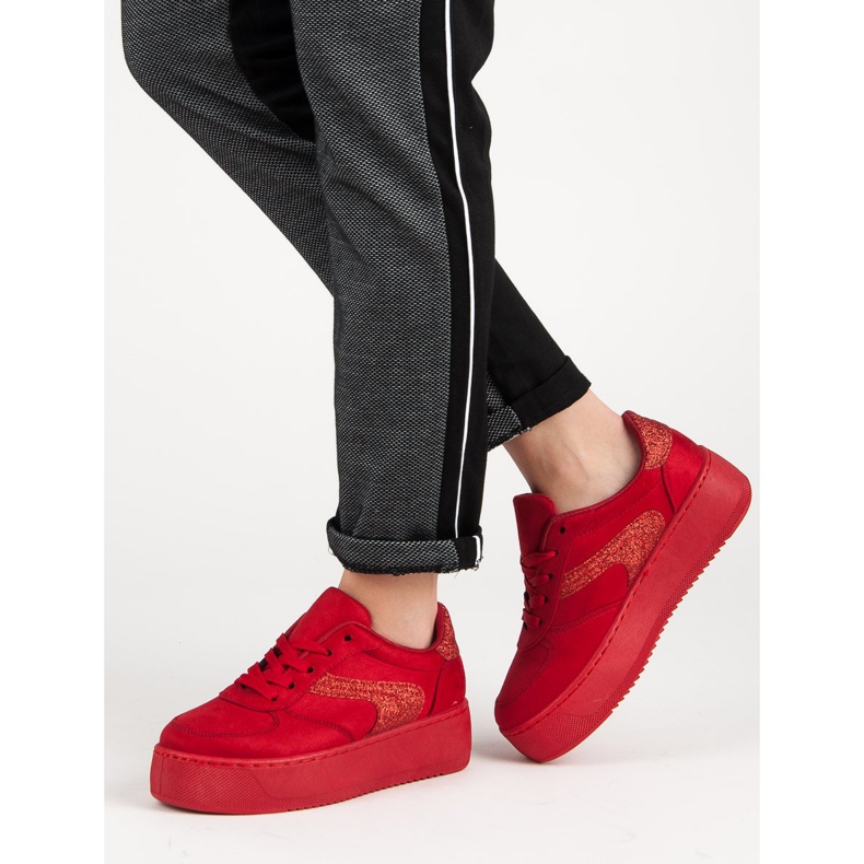 Zapatos deportivos de gamuza rojo 2 Zapatos deportivos de gamuza rojo 2
