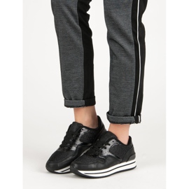 Zapatos deportivos negros 1 Zapatos deportivos negros 1