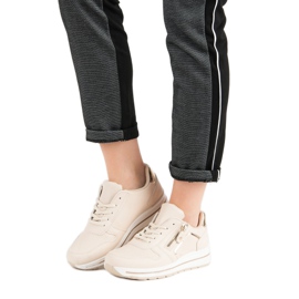 Zapatos deportivos beige 2 Zapatos deportivos beige 2