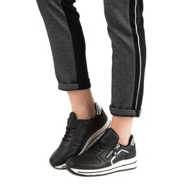 Zapatos deportivos negros 1 Zapatos deportivos negros 1