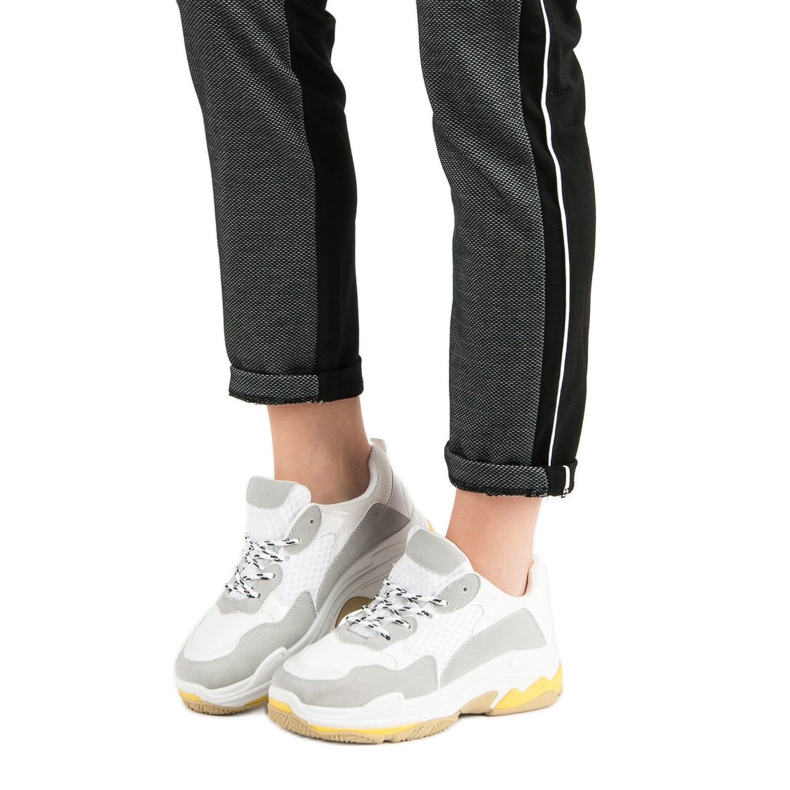 Small Swan Zapatillas blancas en la plataforma blanco 1