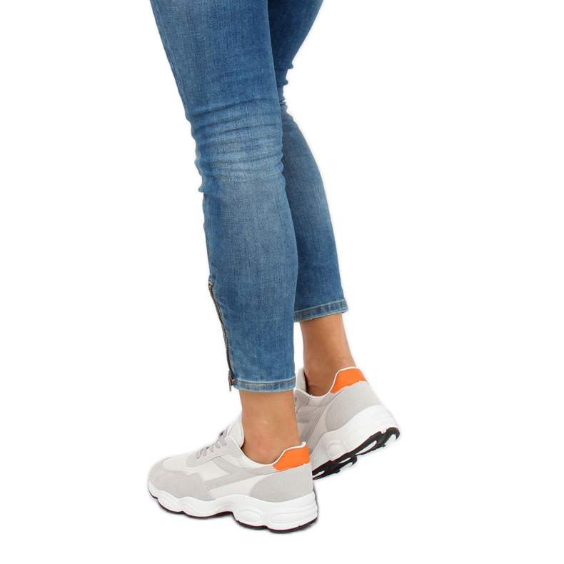 Blanco E-102 Deportivo blanco 1