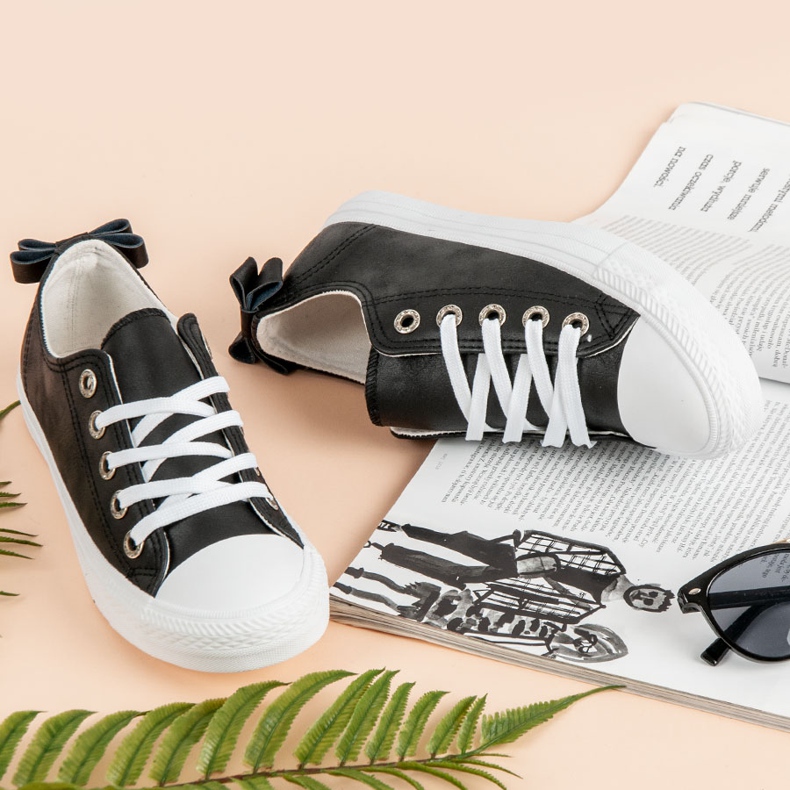 Tenis negros 1 Tenis negros 1