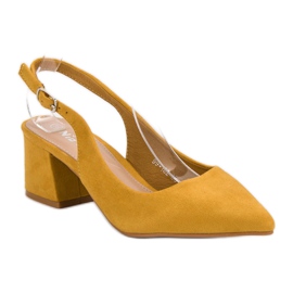 Nio Nio Bombas mostaza en Spitz amarillo 2