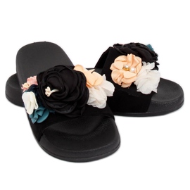 Negro BG19 Pantuflas negras con flores 2 Negro BG19 Pantuflas negras con flores 2