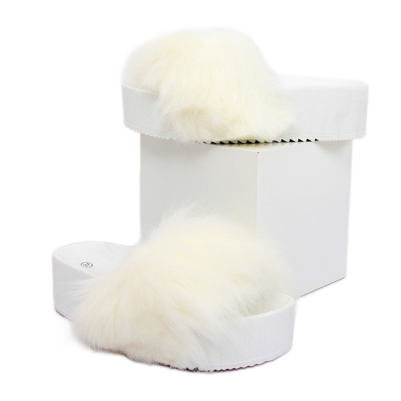 Blanco CK77P Pantuflas de piel blanca 1 Blanco CK77P Pantuflas de piel blanca 1