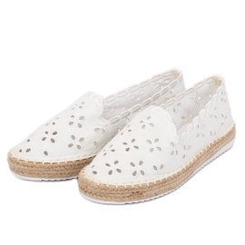Alpargatas blancas caladas LT112 White blanco 2