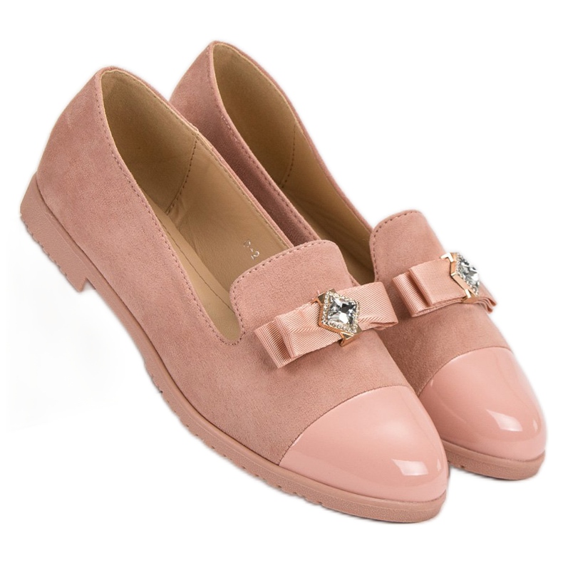 Señores con nariz barnizada rosa 2