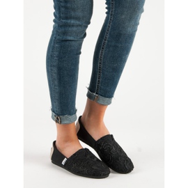 L. Day Slipons con patrón negro 1