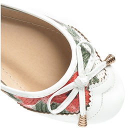 Sergio Todzi Bailarina de flores blanco 5