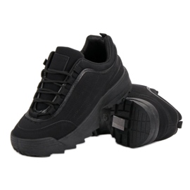 Zapatillas en la plataforma negro 2