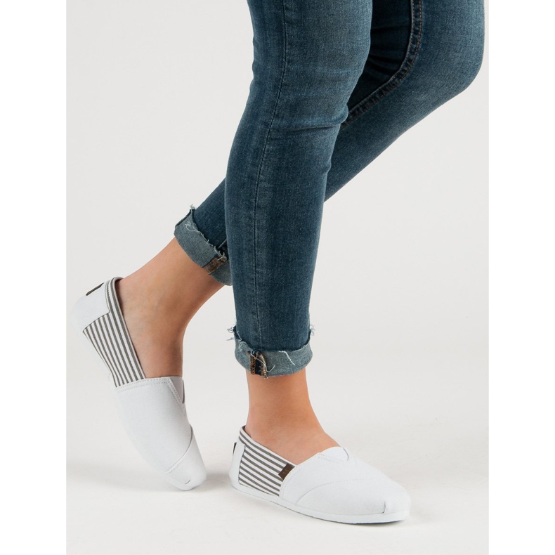 Zapatillas sin cordones ligeras blanco 1 Zapatillas sin cordones ligeras blanco 1