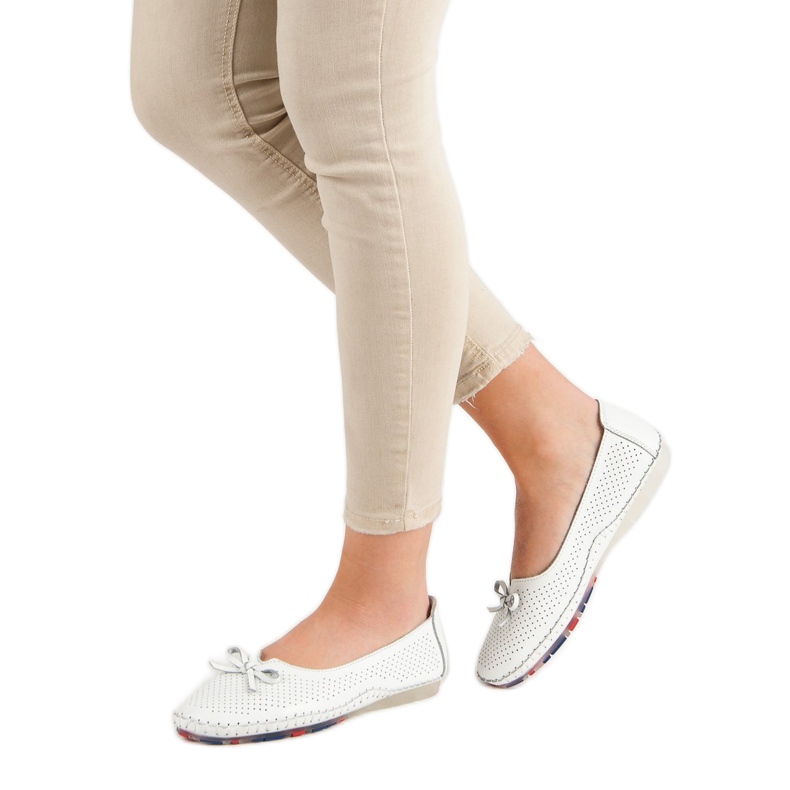 Bailarinas VINCEZA de piel calada blanco 2 Bailarinas VINCEZA de piel calada blanco 2