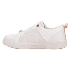 Zapatos deportivos blancos 5