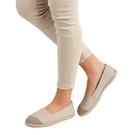 Alpargatas beige de moda 3
