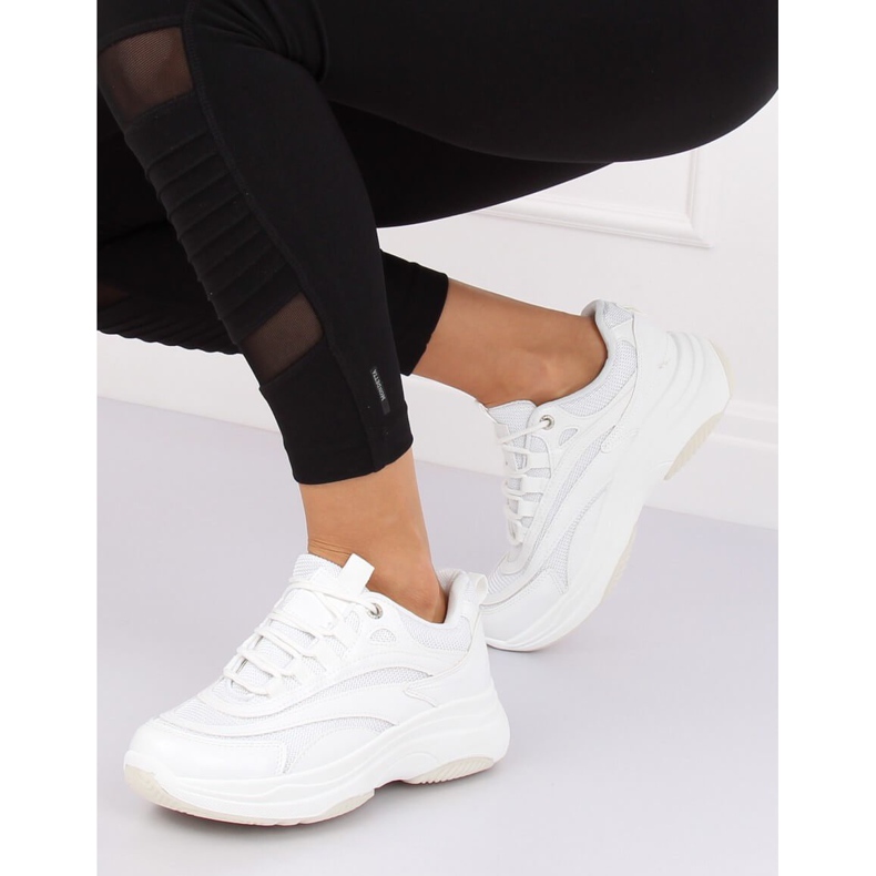 Zapatillas deportivas de mujer blancas B0-15 Blanco 1 Zapatillas deportivas de mujer blancas B0-15 Blanco 1