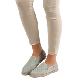 MCKEYLOR Slipons grises 1