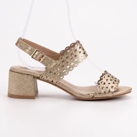 Kylie Sandalias de tacón dorado 7