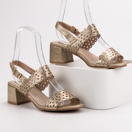 Kylie Sandalias de tacón dorado 5