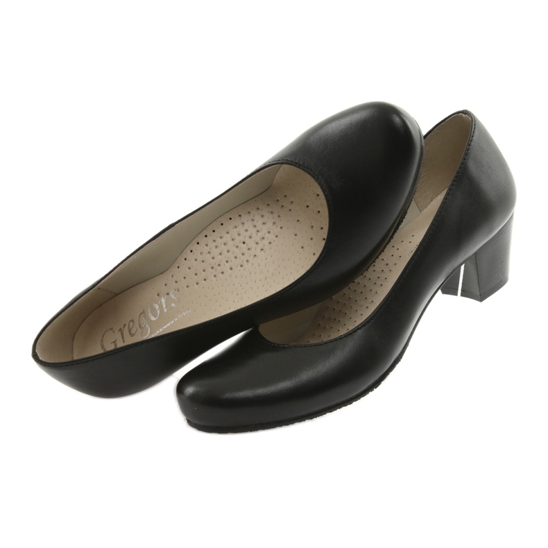 Salones de mujer Gregors 702 negro 5