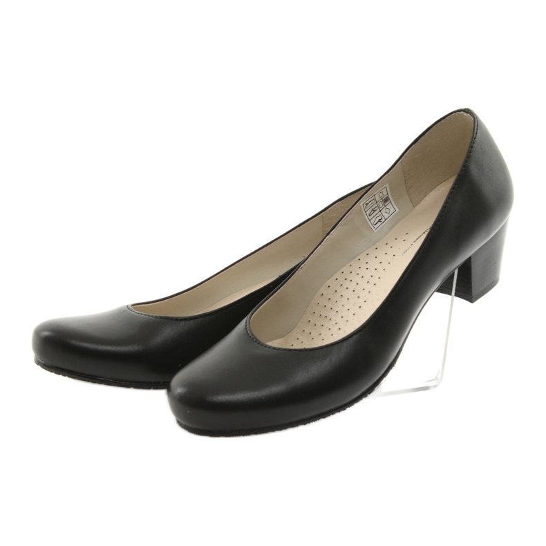 Salones de mujer Gregors 702 negro 3