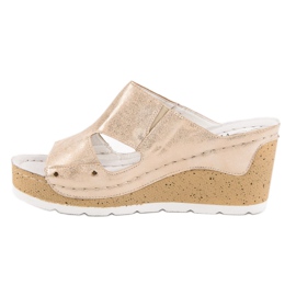 Sandalias de cuña VINCEZA dorado 5