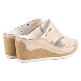 Sandalias de cuña VINCEZA dorado 6