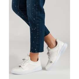 Zapatos deportivos con cordón blanco 3
