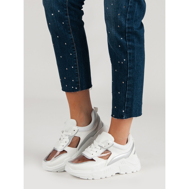 Zapatillas transparentes en la plataforma blanco 2