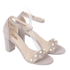 Sandalias en el poste con perlas grises GH1519 Gris 1